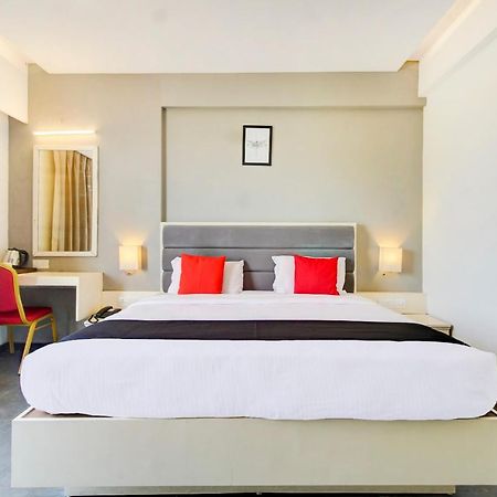 Capital O 77219 Hotel Dwarwata Dharwad Εξωτερικό φωτογραφία