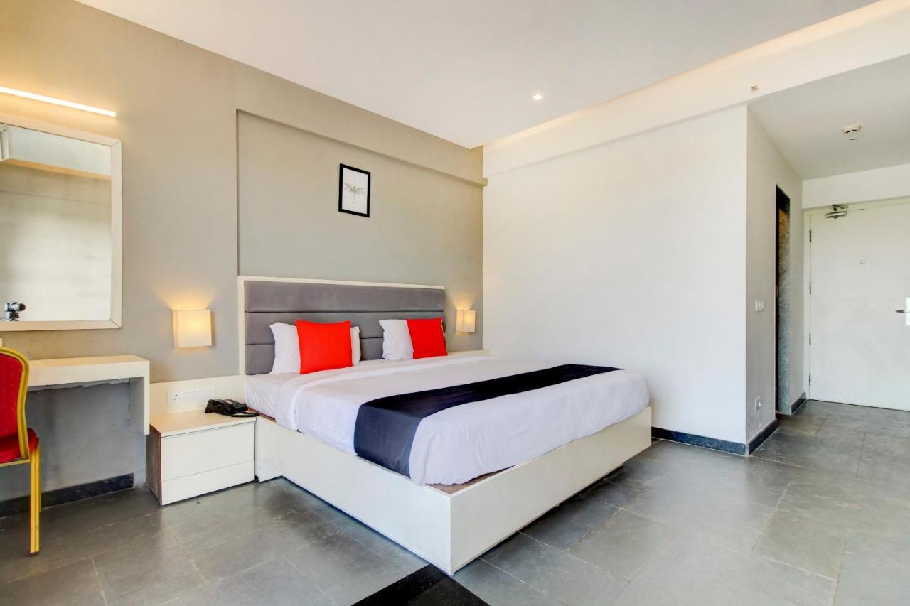 Capital O 77219 Hotel Dwarwata Dharwad Εξωτερικό φωτογραφία